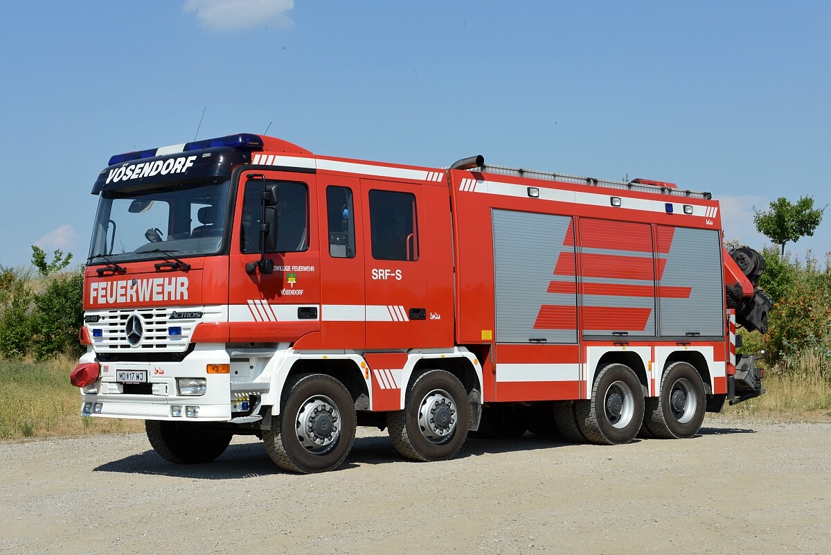 AT-Vösendorf-SRFS-MB-Actros-vl2-Lunte4760