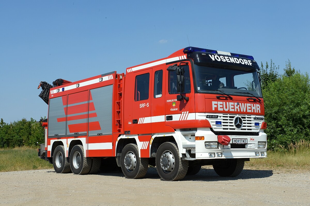 AT-Vösendorf-SRFS-MB-Actros-vr2-Lunte4810