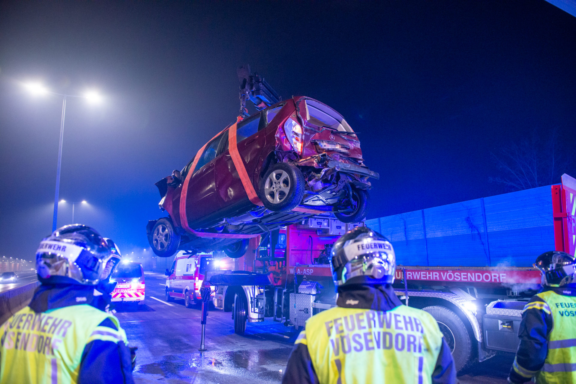 20221231, 2126 - T2 Autobahnmenschenrettung-43-Bearbeitet