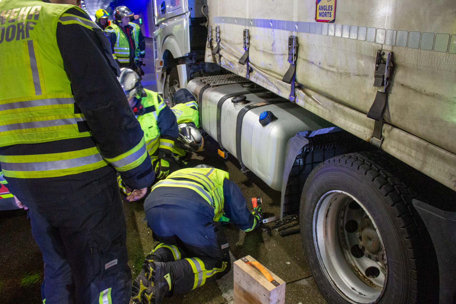 20230414, Einsatzserie vier Autobahnbergungen am Freitag2