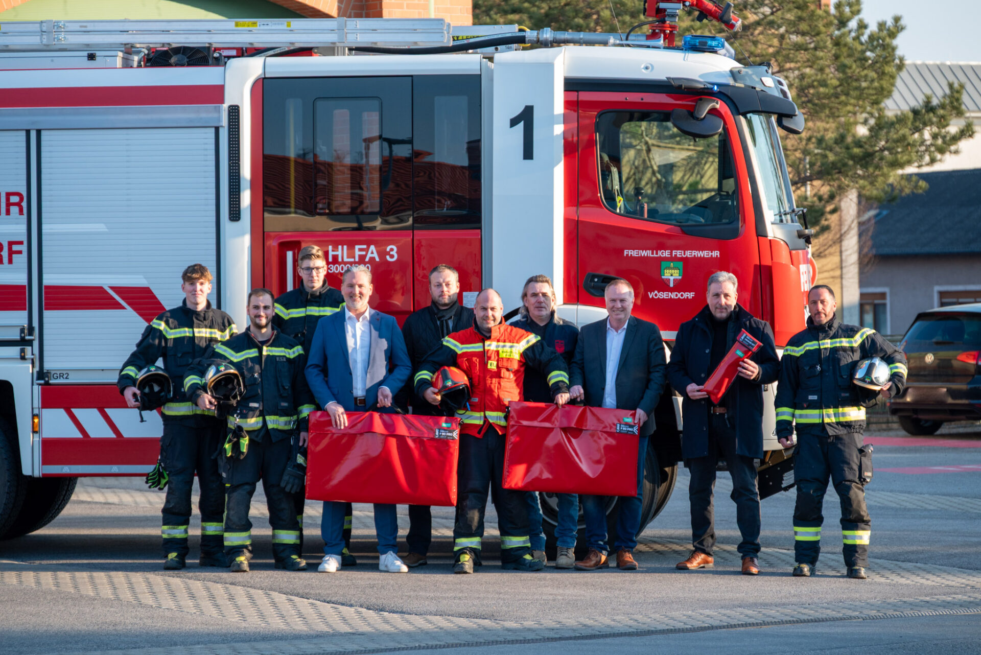 2025-02-24_Uebergabe_Rauchvorhang-5_Web