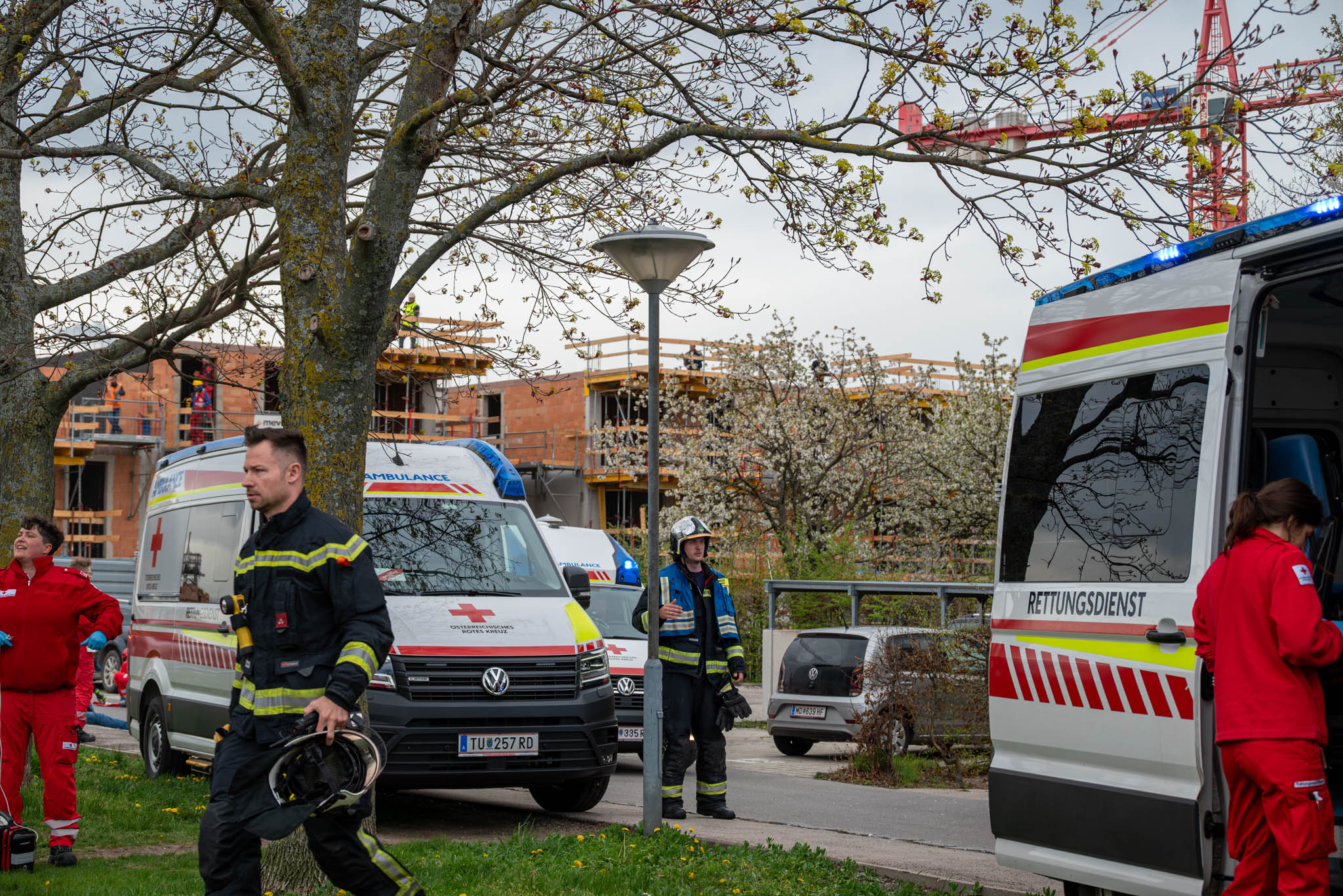 2025-04-15_1343_B2_Gebaeudebrand-Innenraum-6_Web