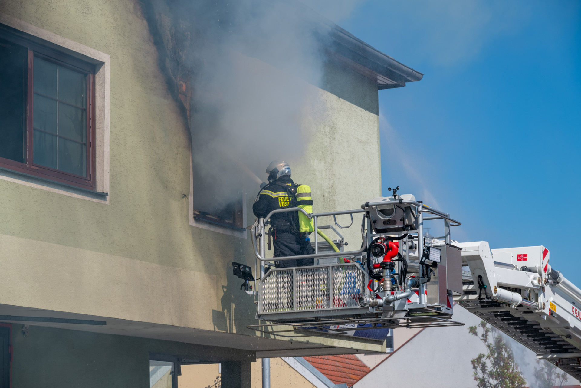 2025-04-27_1509_B3_Gebaeudebrand-Wohnhaus-12_Web